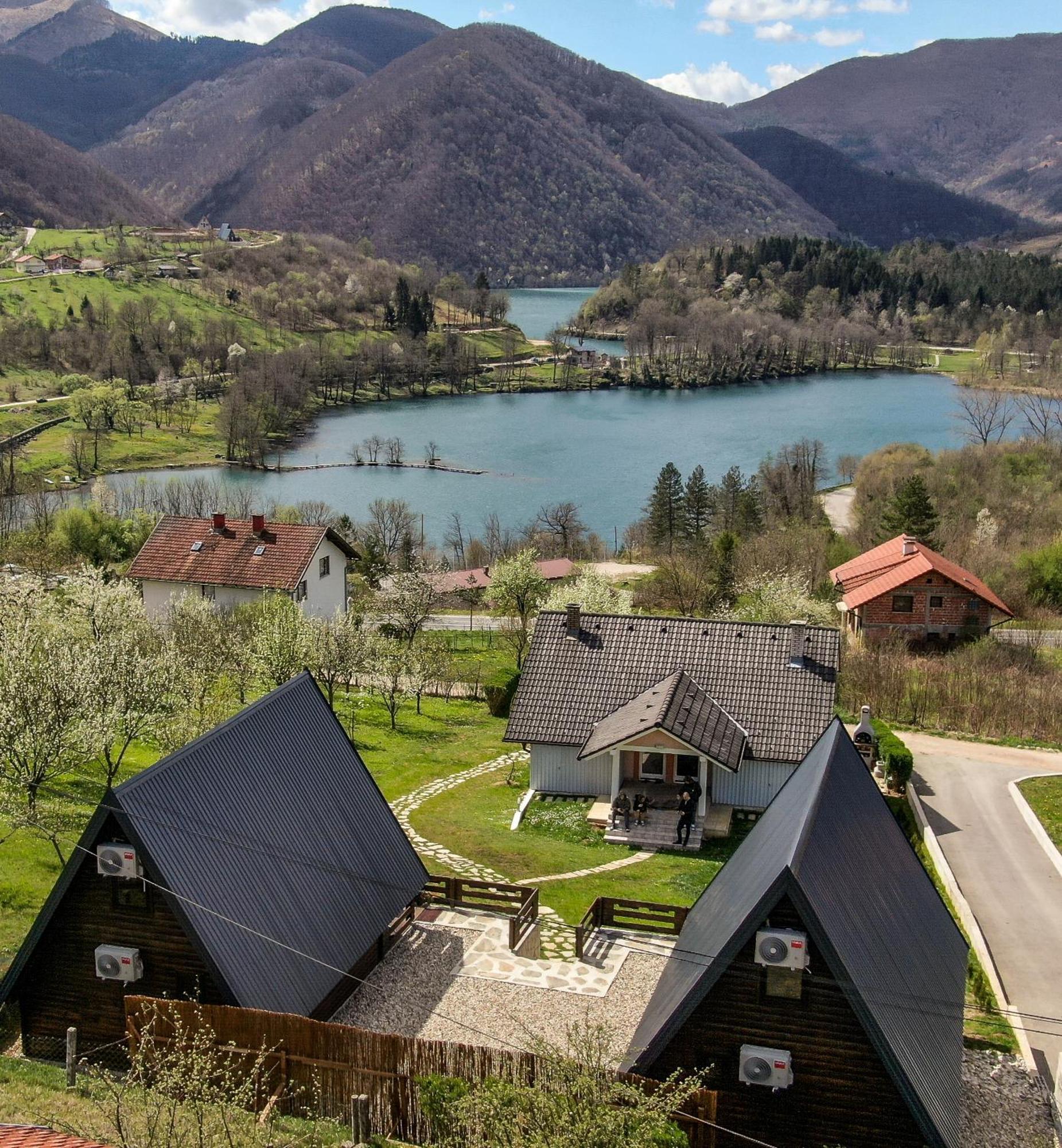 Cottages Relax Jajce Exterior foto